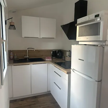 Сasa de vacaciones Maisonnette Avec Jardin à L'orée Du Bois Des Eloux La Guérinière